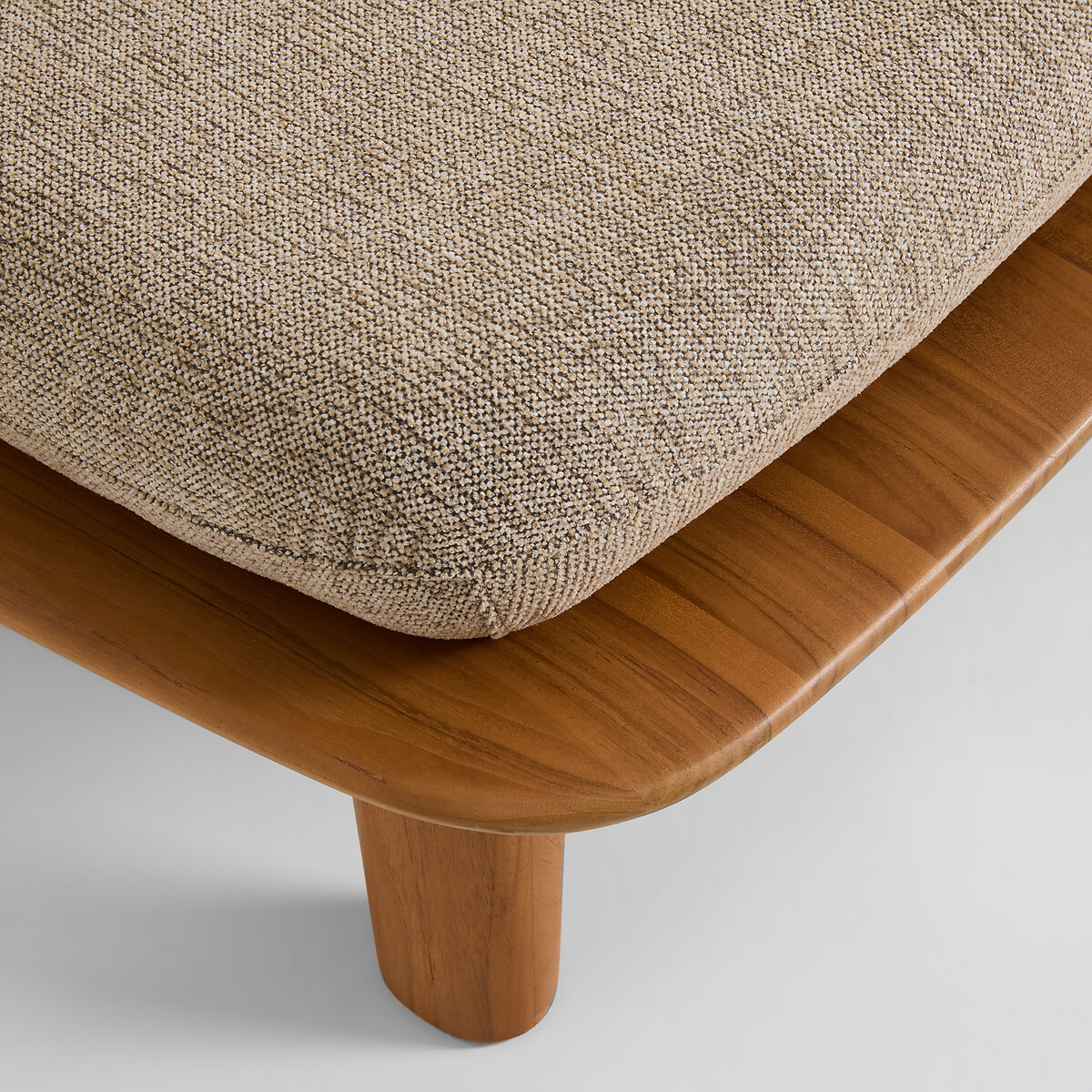 Fauteuil en teck massif et coussins en tissu chiné, MAZAI teck, AM.PM