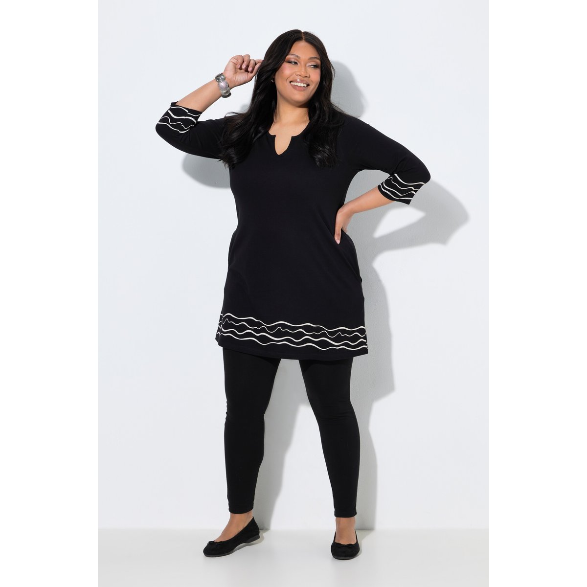 T-shirt long noir, ULLA POPKEN