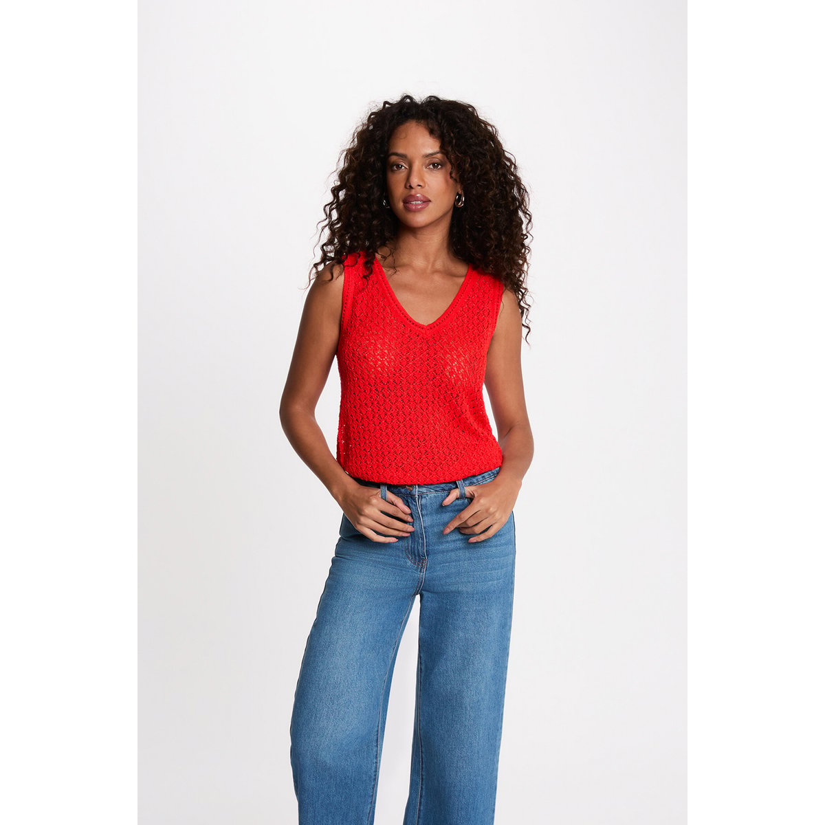 Top crochet col v rouge vif, MORGAN