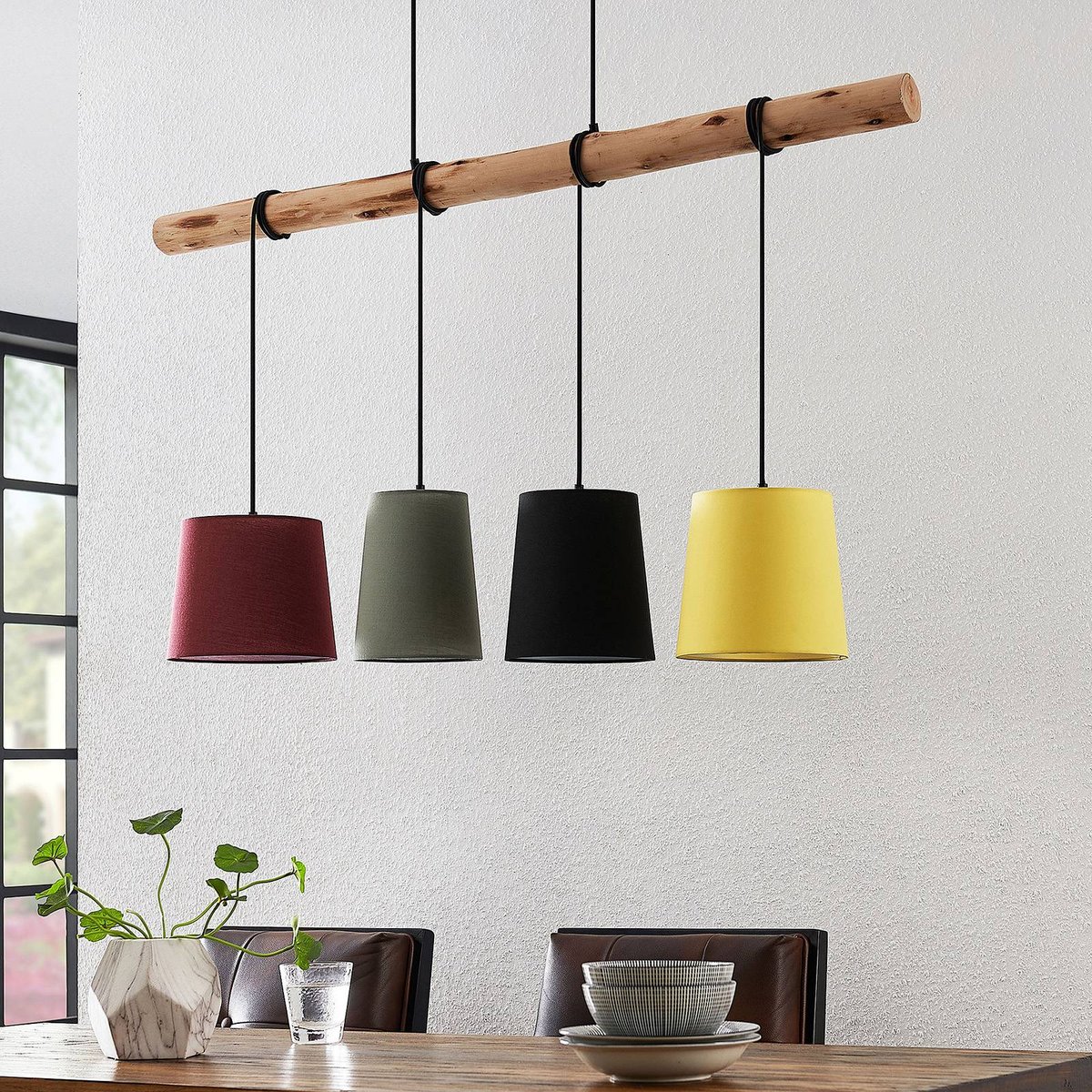 Suspension en bois moderne, Moskau rouge, gris, noir, jaune, bois clair, LINDBY