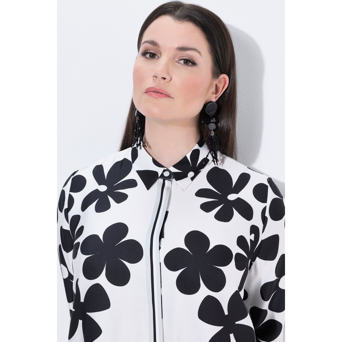 Blouse en satin, fleurs, oversize blanc neige, ULLA POPKEN