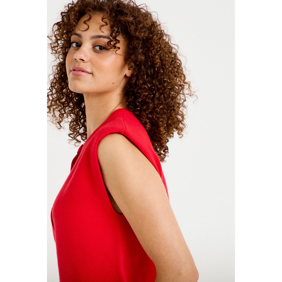 Gilet sans manches rouge, CACHE CACHE