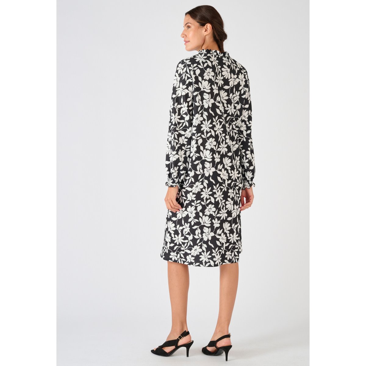 Robe-housse crépon noir fleuri, DAMART