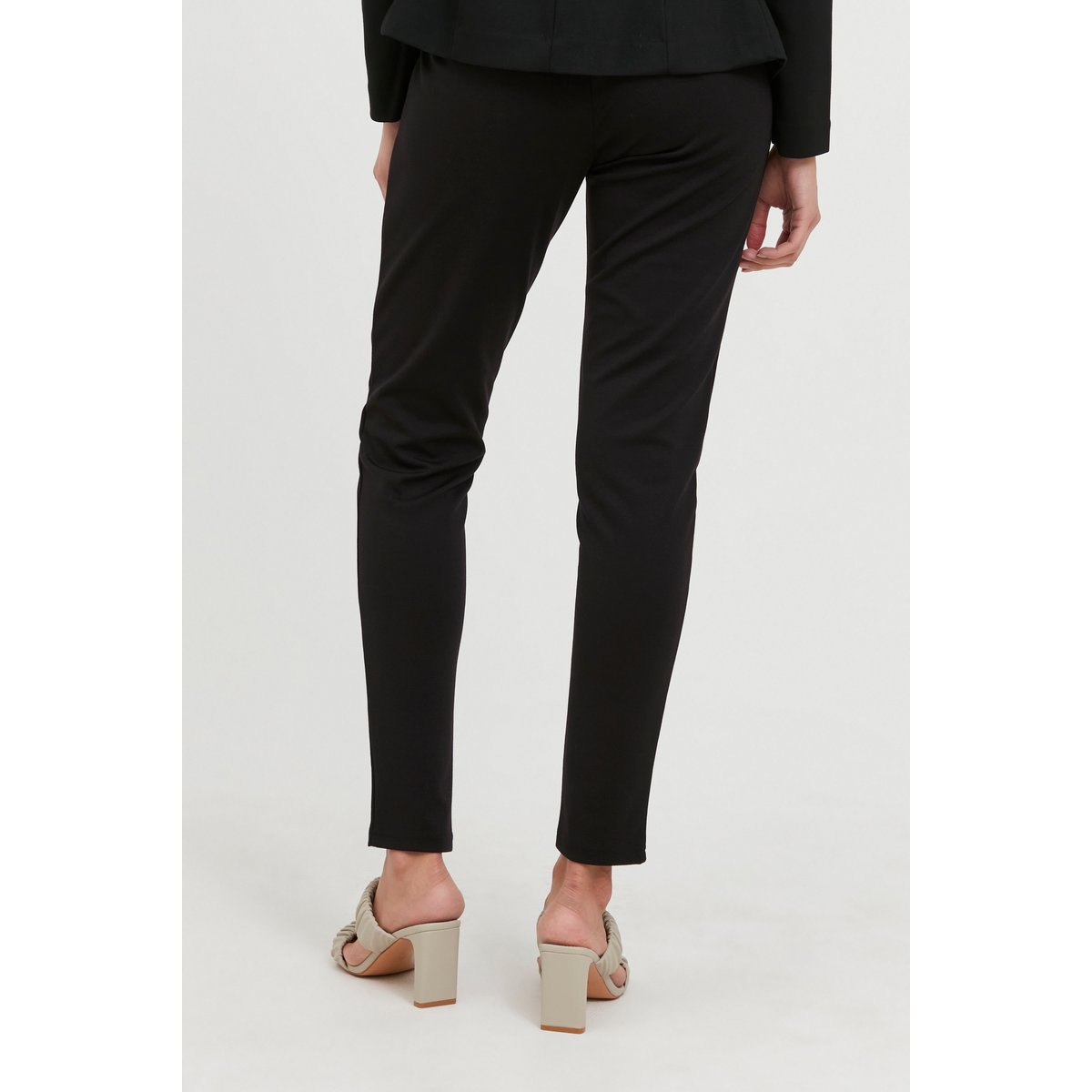 Pantalon coupe slim, taille élastiquée noir, ICHI