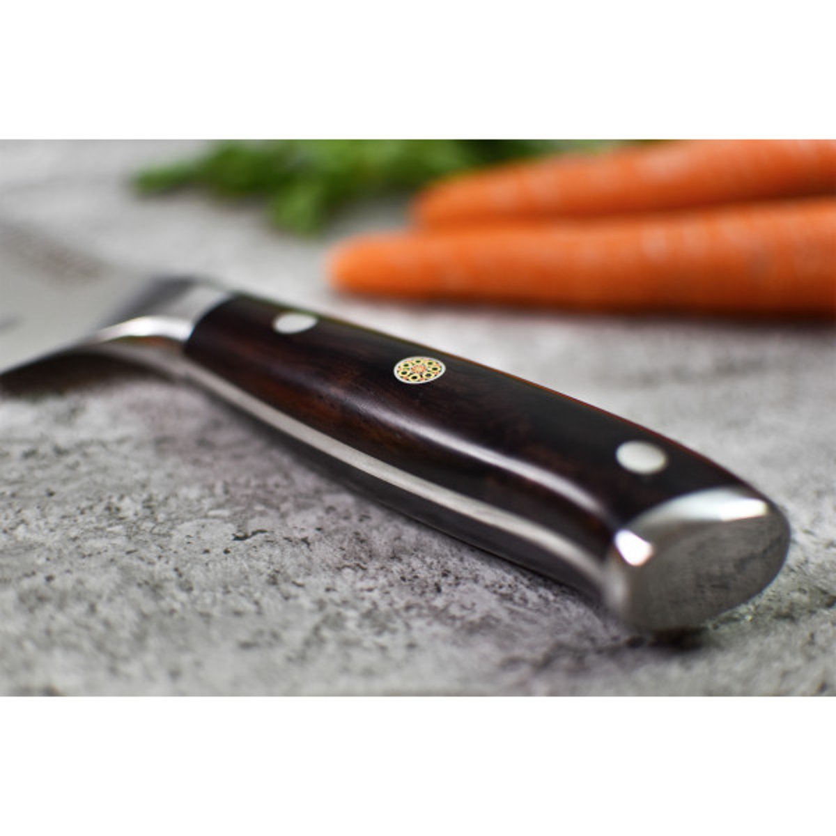 Couteau Ebene X50 modèle santoku 18cm v002237, FUKITO