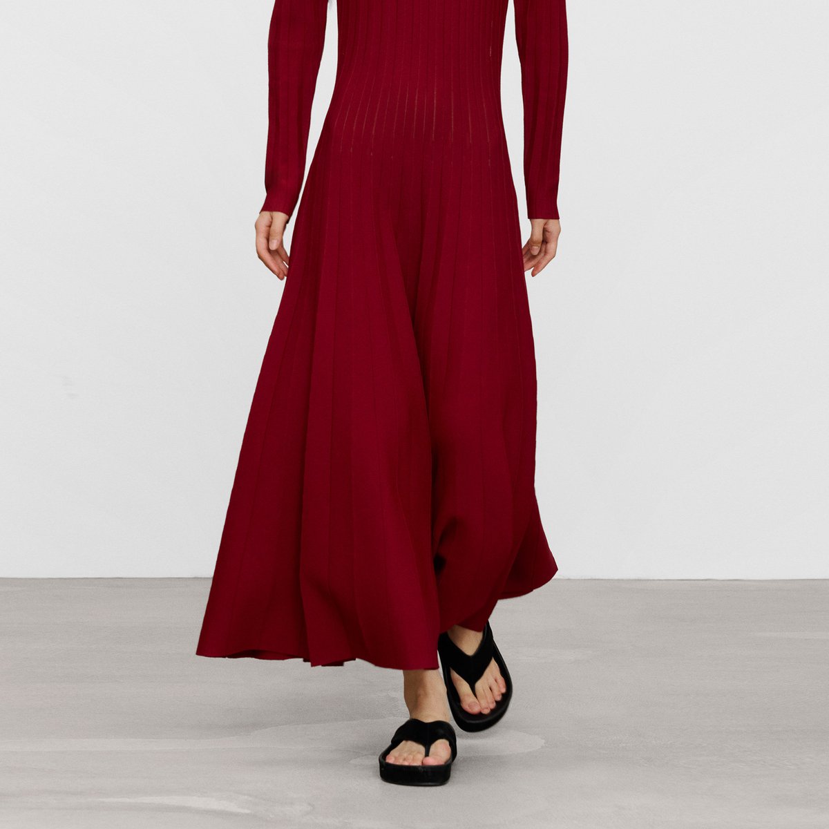 Robe à col Perkins et longueur midi rouge, ADOLFO DOMINGUEZ