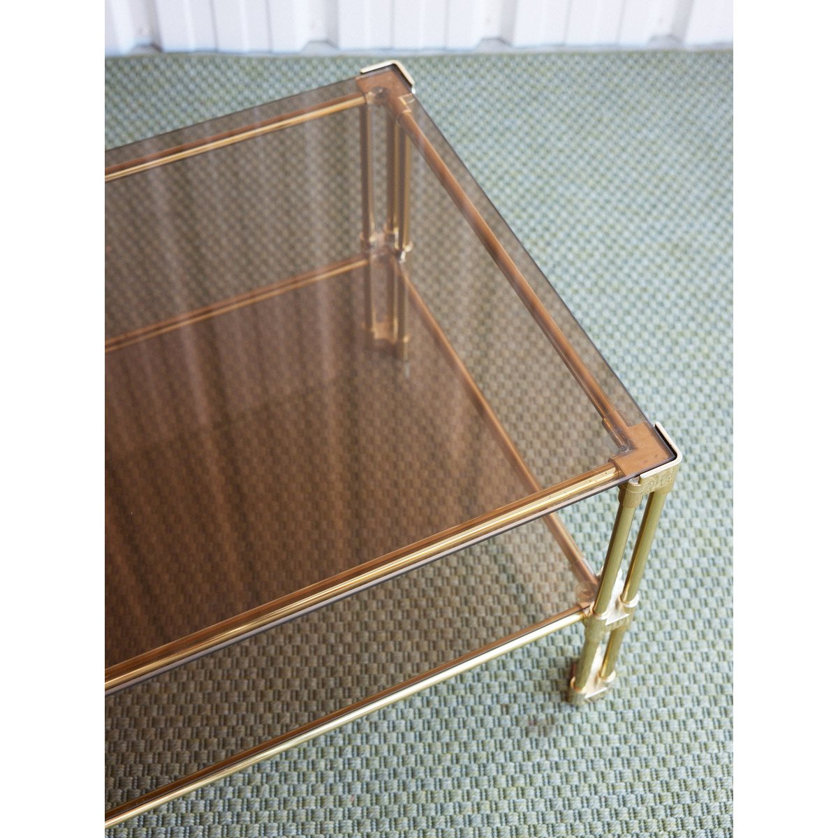 Table basse Hollywood Regency en verre fumé Donna N°1589 - Bon état fumé, DEBONGOUT