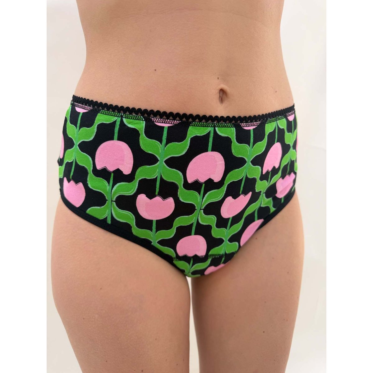 Culotte menstruelle taille haute GOTS - Flux nuit - Tulipes Noir noir à fleurs, WE ARE JOLIES