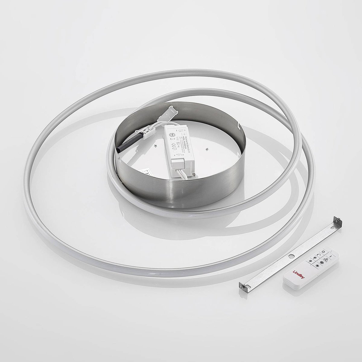 Plafonnier en aluminium moderneLED, Bovia aspect nickel satiné, LINDBY
