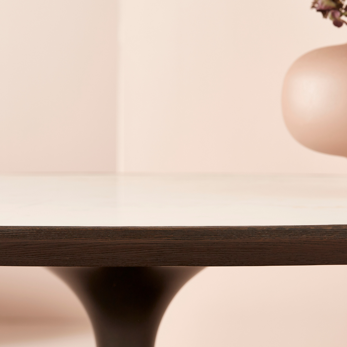 Table basse ovale en marbre blanc TULIPE blanc, SIGNATURE