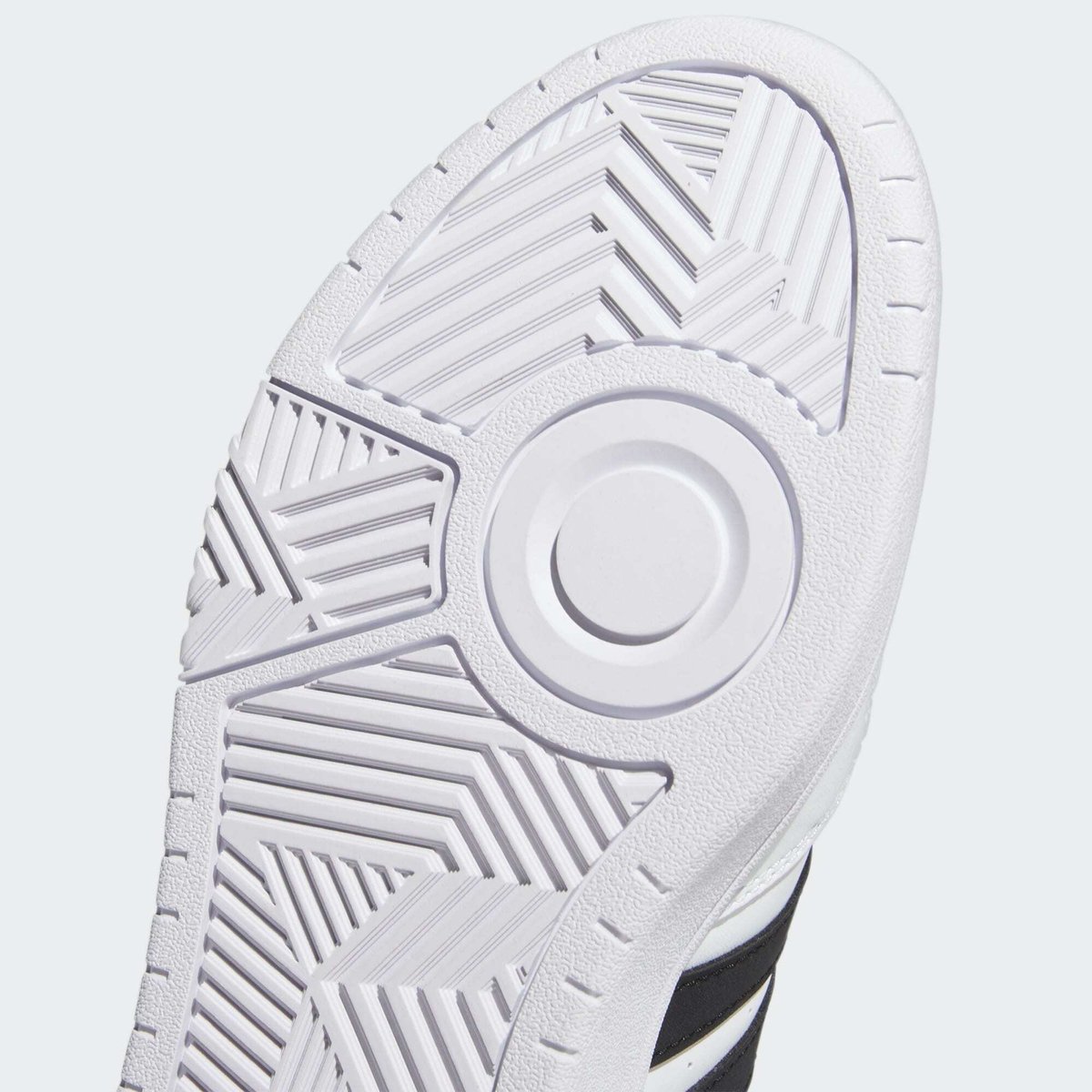 Chaussure Hoops 3.0 Mid Lifestyle Basketball Classic Vintage Chaussure Hoops 3.0 Mid Lifestyle Basketball Classic Vintage core black / core black / cloud white, ADIDAS SPORTSWEAR