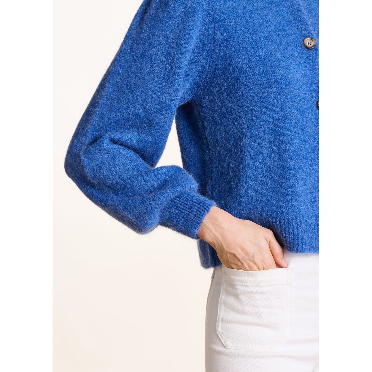 Gilet droit et court col rond denim, LA FEE MARABOUTEE
