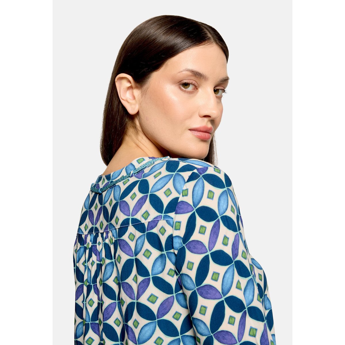 T-shirt façon blouse à laçage bleu/vert, CARTOON
