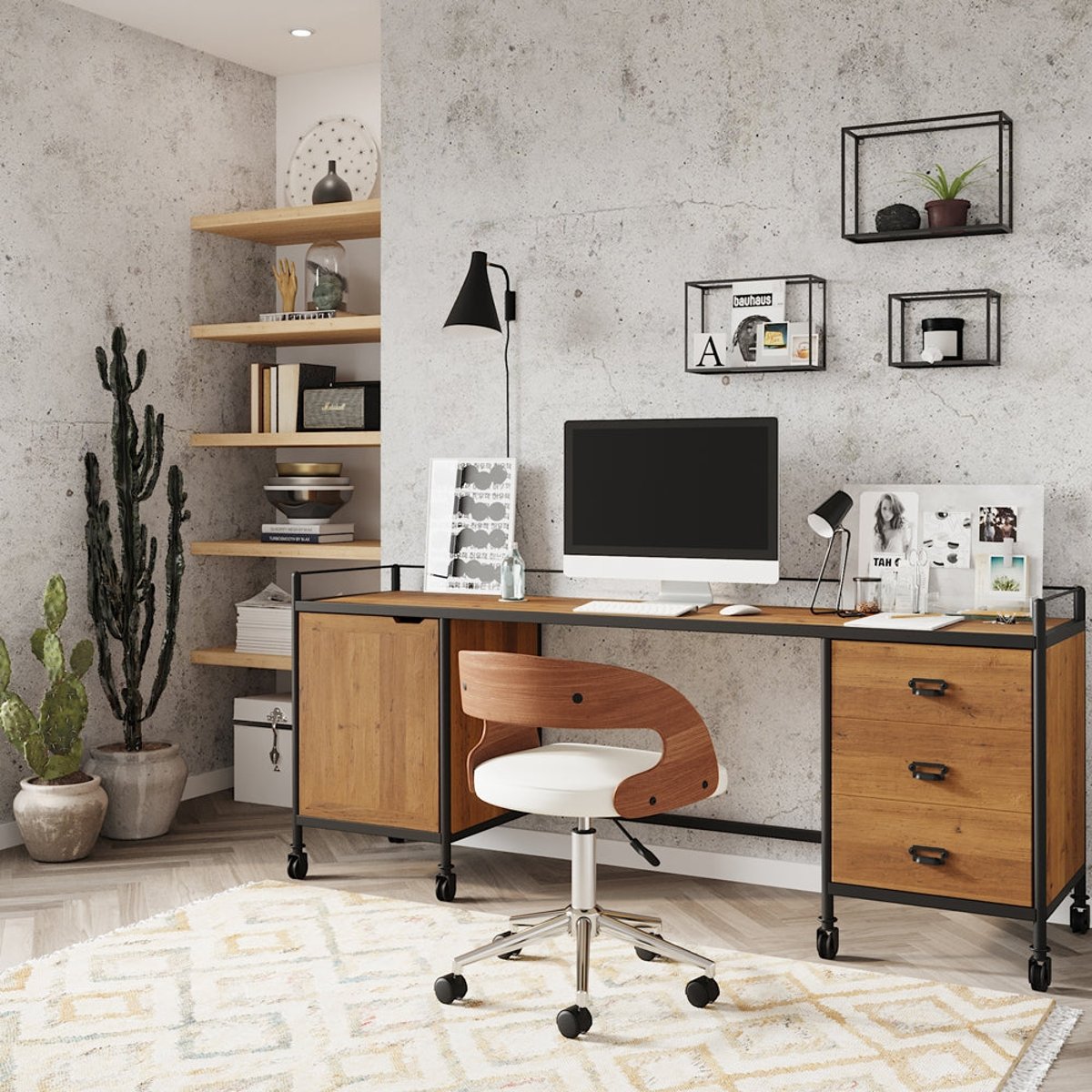 Chaise de bureau pivotante en bois et PU - LOUIS blanc, MAISON PAVANE