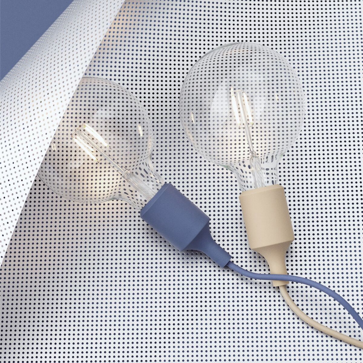 Suspension E27 bleu pastel, MUUTO