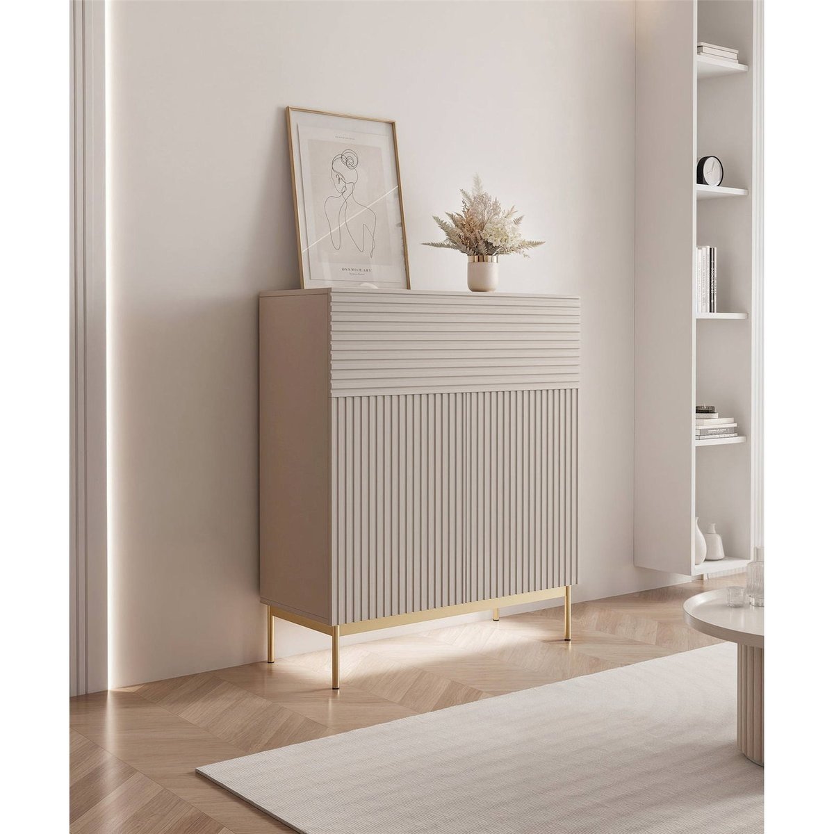 Commode haute rainurée LINEARIS avec éclairage LED cachemire et doré, RECOLLECTION