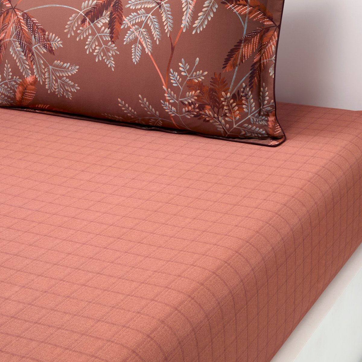 Drap housse en satin de coton marron, MEAULNES multicolore, DESFORGES