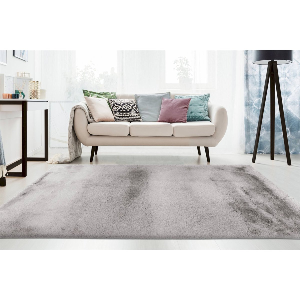 Tapis shaggy à poils longs antidérapant uni argent gris clair satiné, ARTE ESPINA