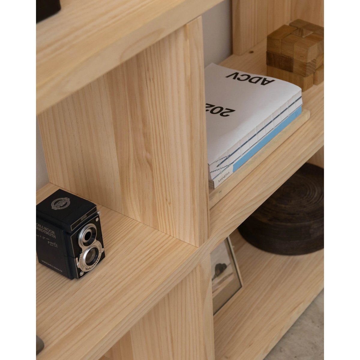 Bibliothèque en pin massif non verni MONTGÓ 2x3 bois clair, NAAN FURNITURE