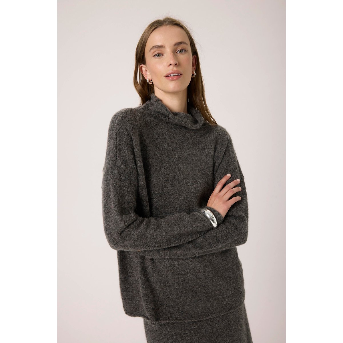 Pullover tricoté gris dark grey melange, SOAKED IN LUXURY