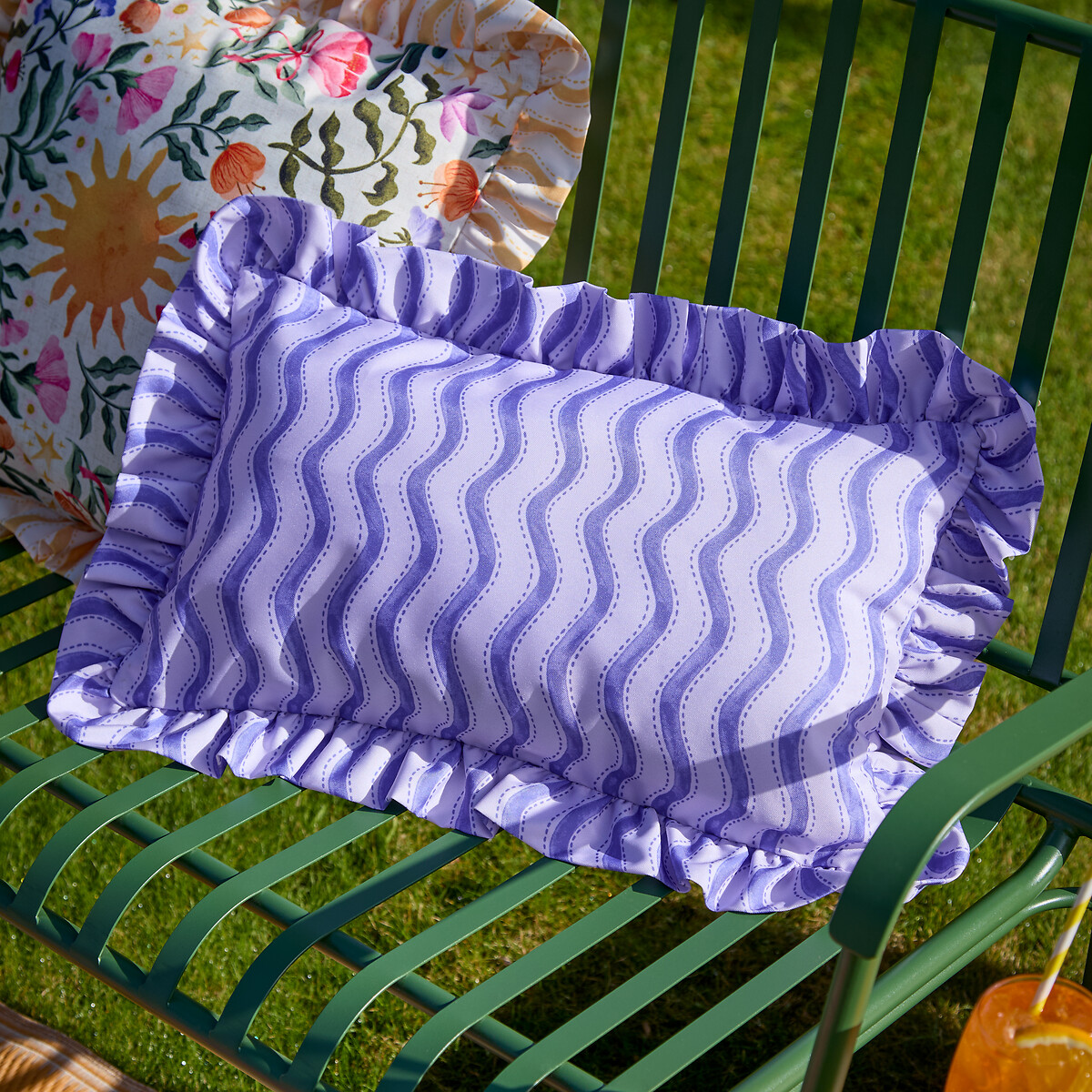 Summer Solstice Wiggly Stripe Outdoor Cushion cobalt, FURN.