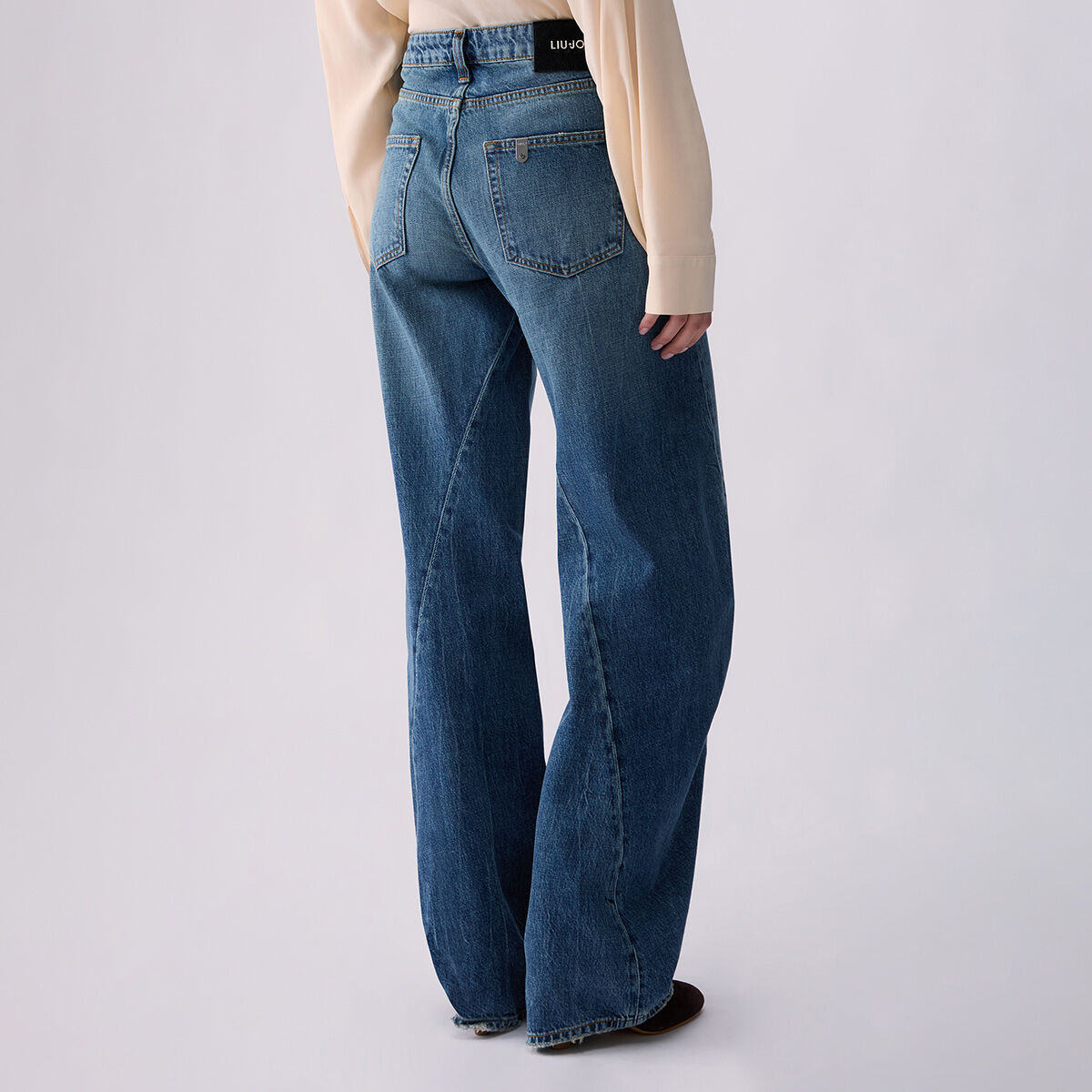 Jean avec coutures asymétriques denim bleu, LIU JO