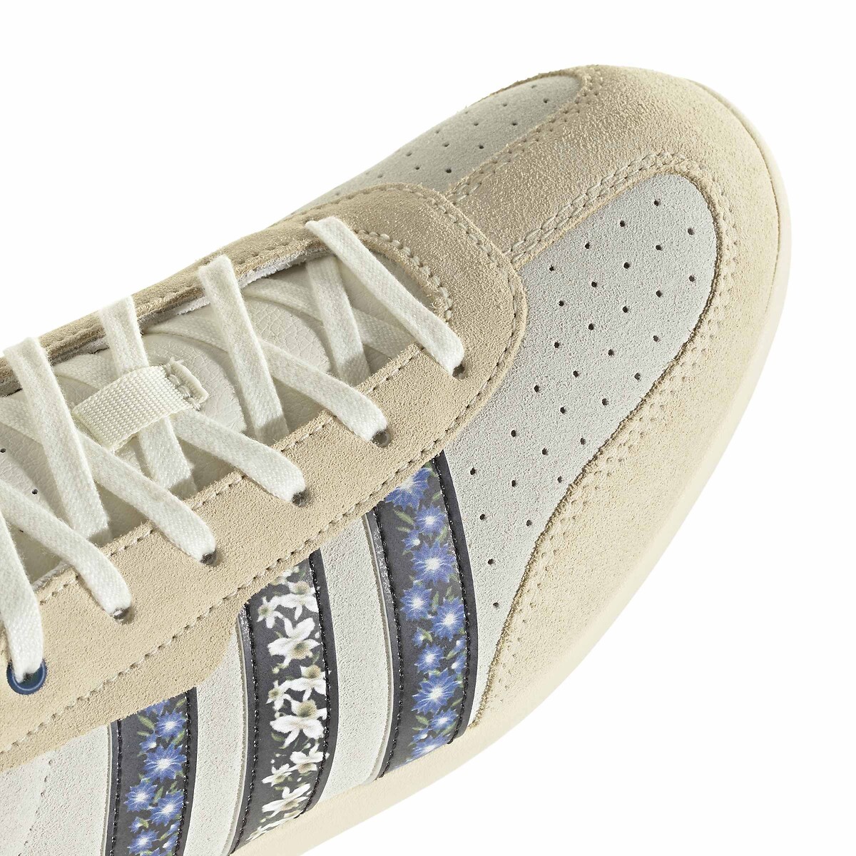 Barreda Lo Trainers ivory/blue, ADIDAS SPORTSWEAR