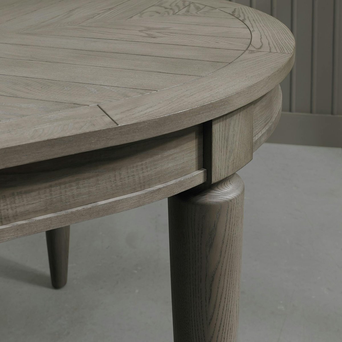 Table à manger extensible ovale en bois décor chevrons HOUSTON bois naturel, PIER IMPORT
