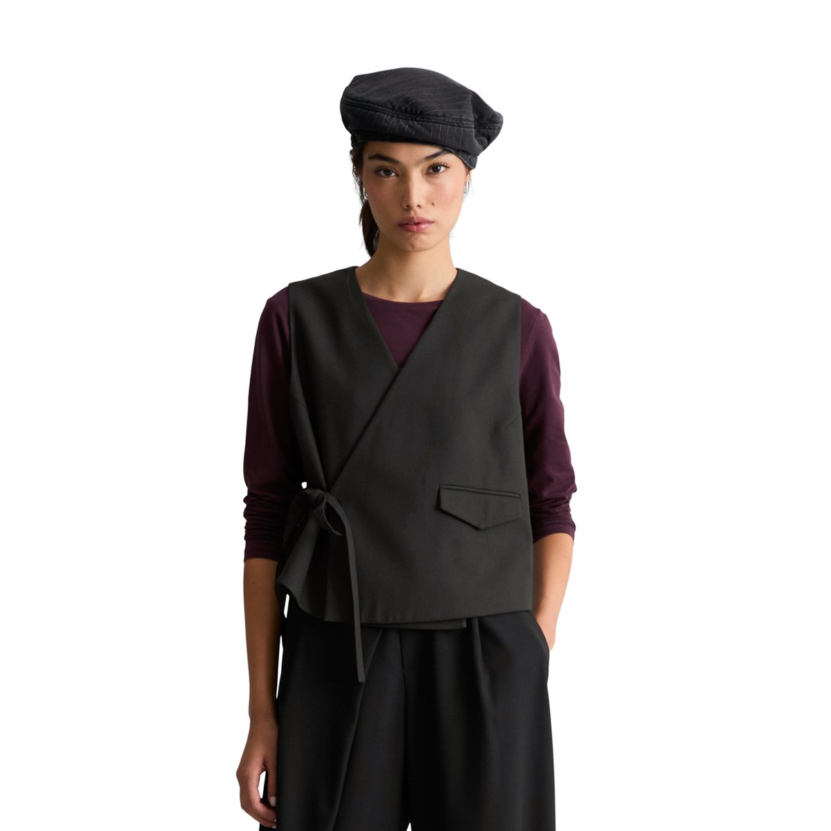 Gilet crossover décontracté en polyester recyclé, viscose et élasthanne noir, MARC O’POLO DENIM