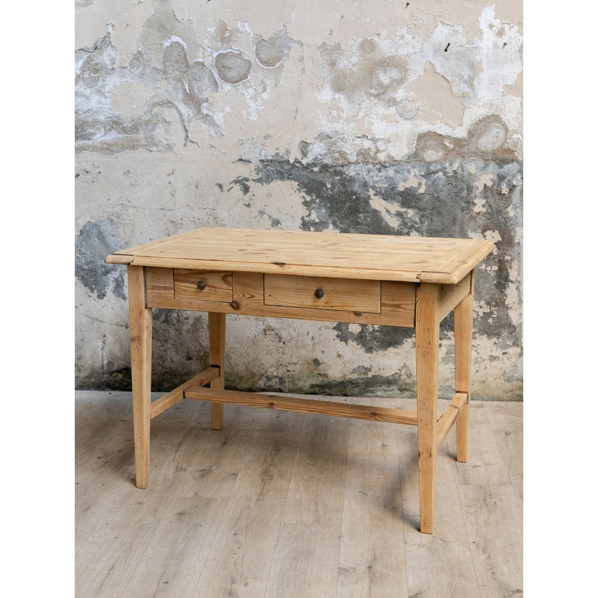 Table à manger en bois Romy N°1589 - Bon état bois clair, DEBONGOUT