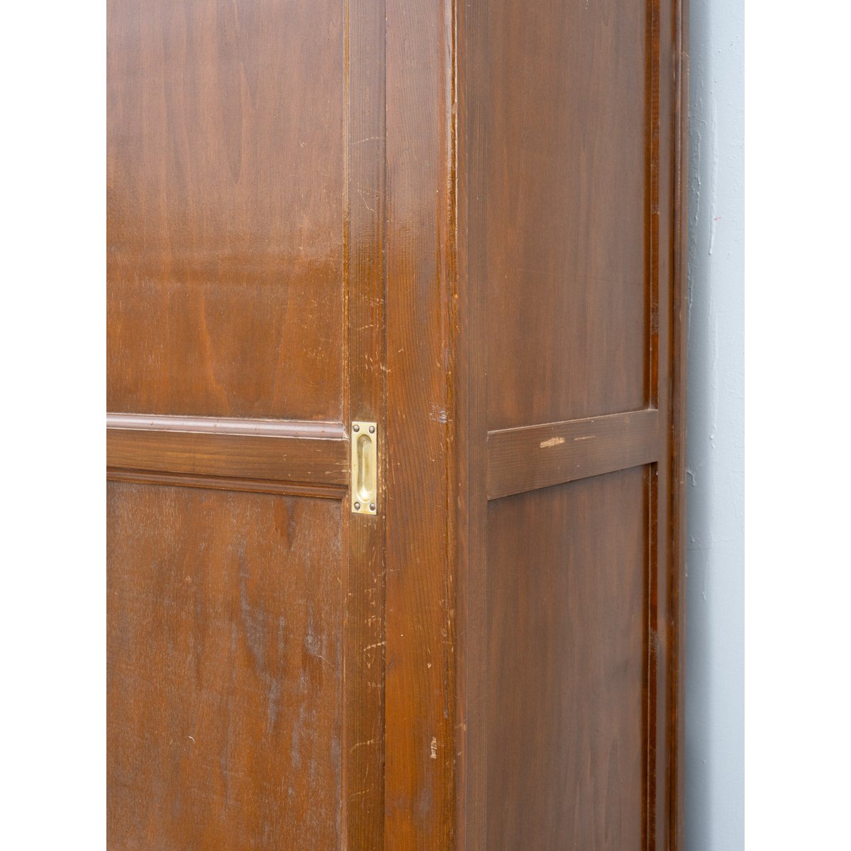 Armoire en bois Blandine N°479 - Bon état bois foncé, DEBONGOUT