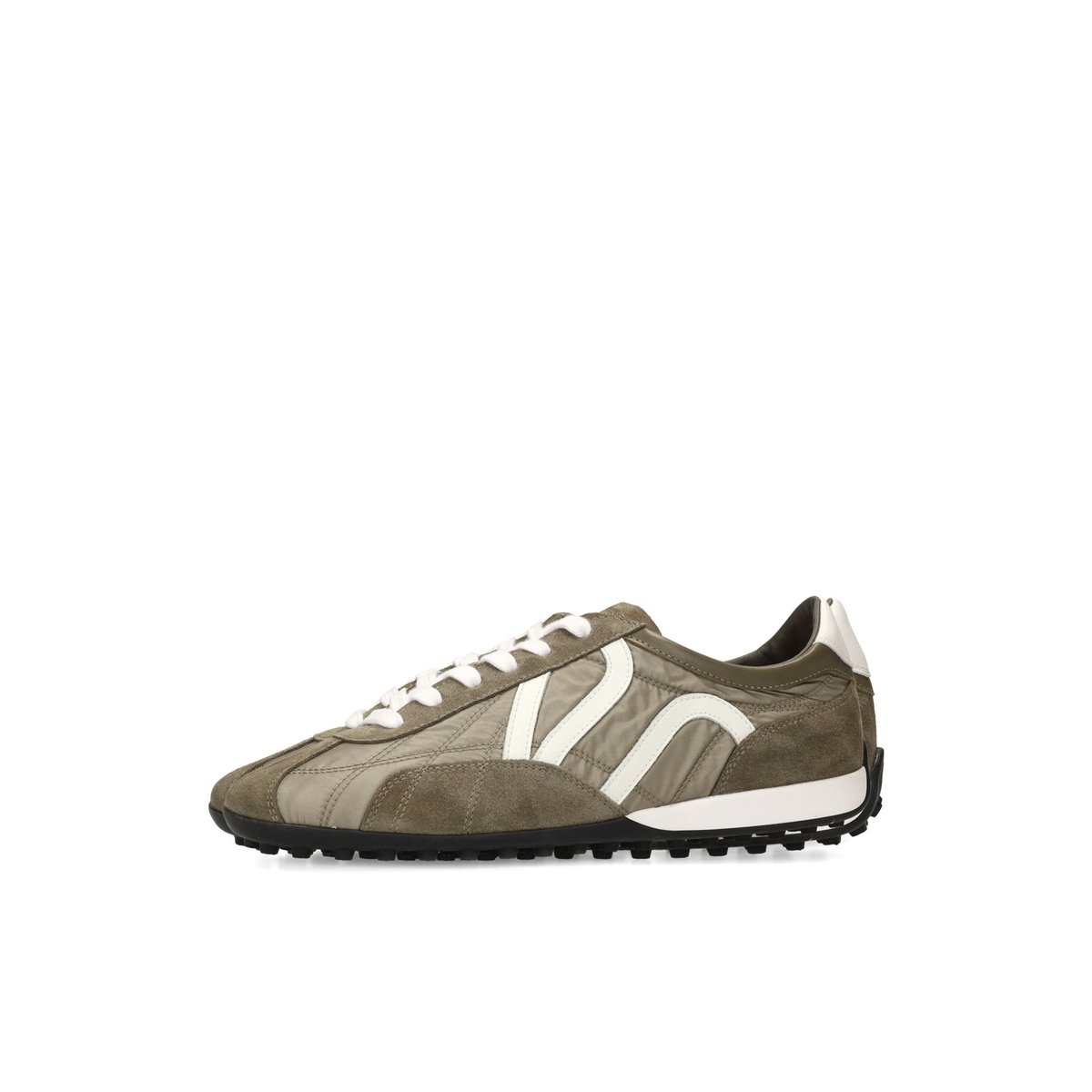 Baskets en daim vert, SACHA