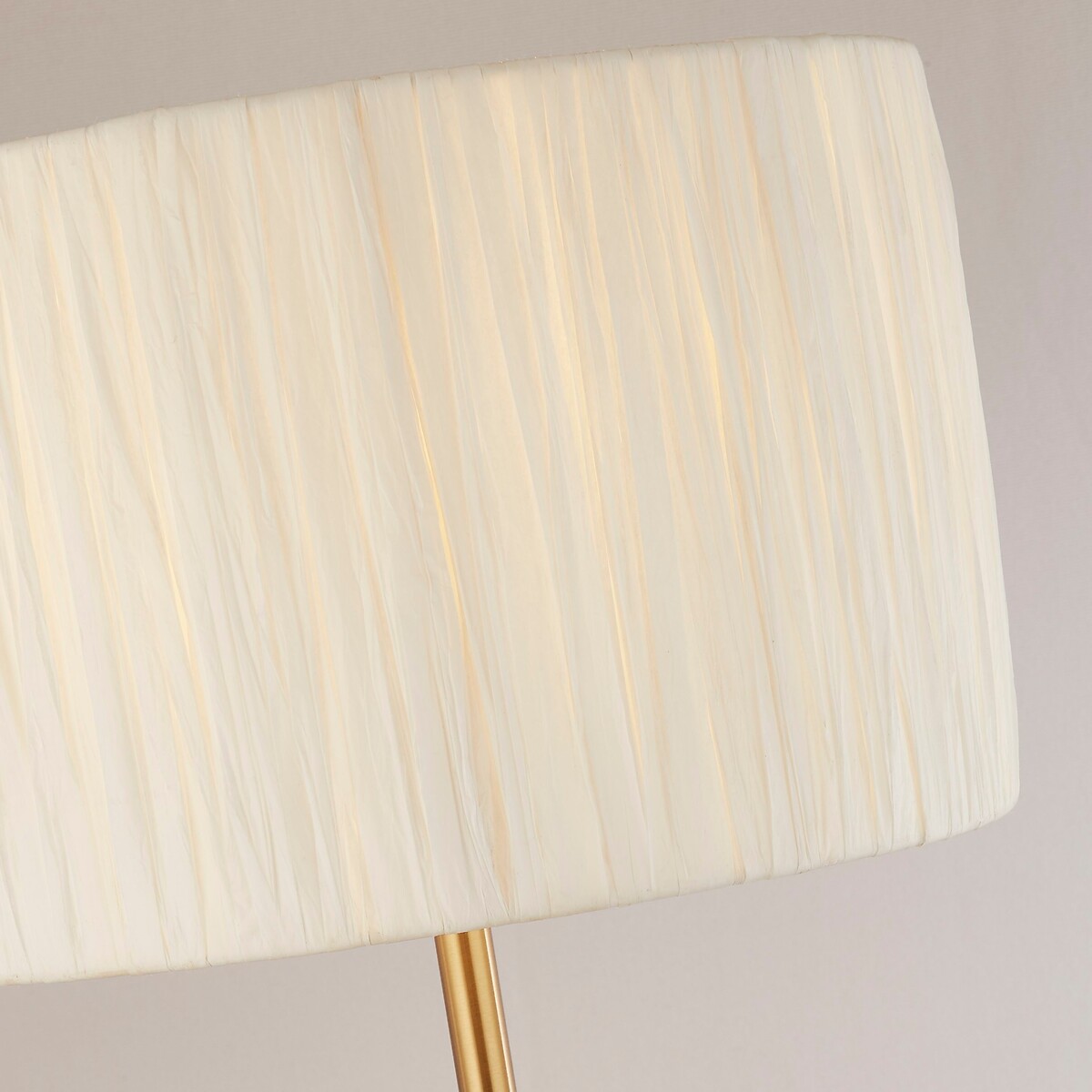 Dartford Rafia Floor Lamp in White/Gold gold-coloured, SO'HOME