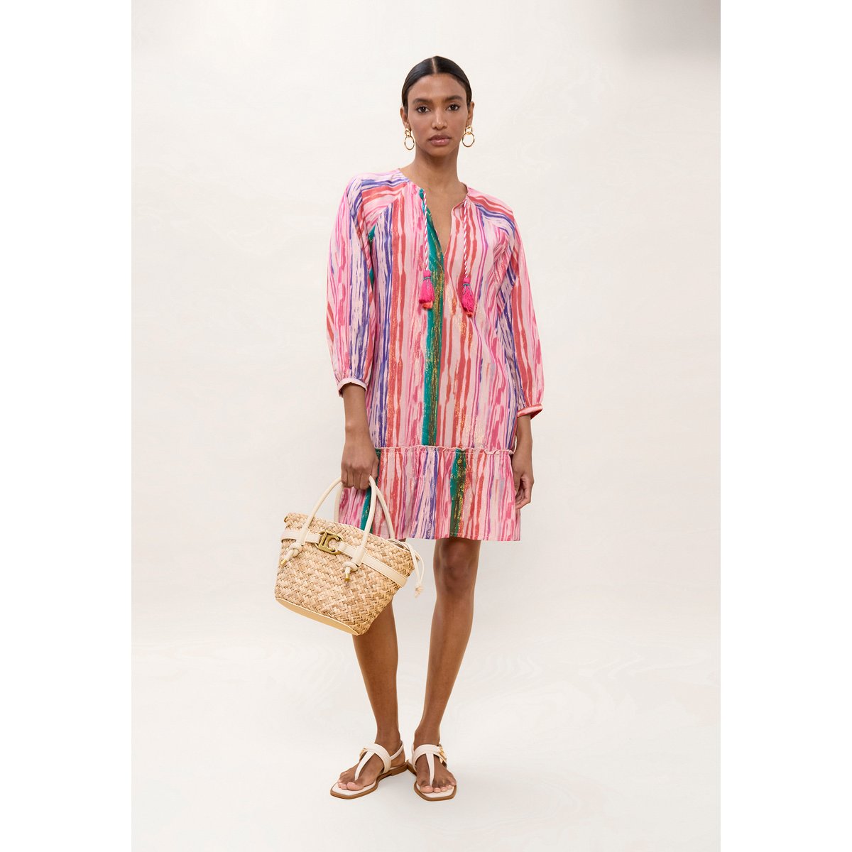 Robe courte à rayures multicolores et pompons rose clair, LOLA CASADEMUNT