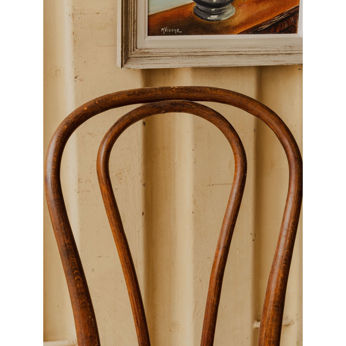 Lot de 3 chaises en bois et cannage Claude N°1628 - Bon état bois foncé, DEBONGOUT