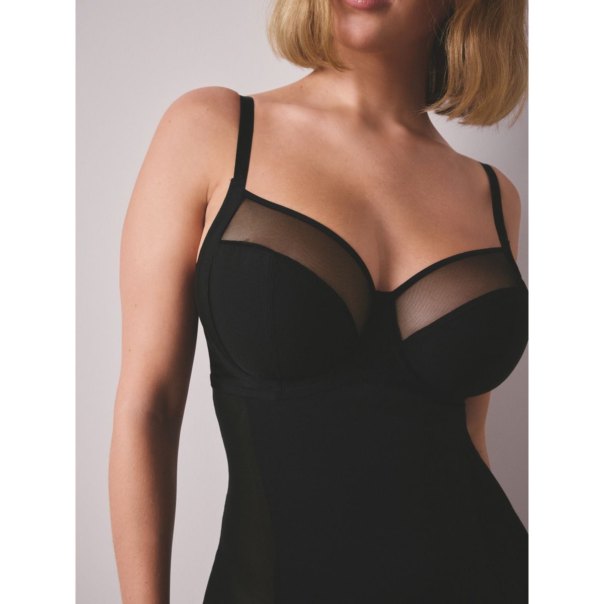 Body sculptant en mesh noir, NEXT