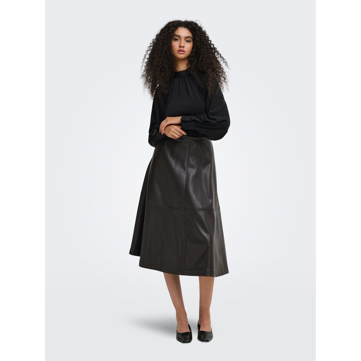 Top black 1, JDY