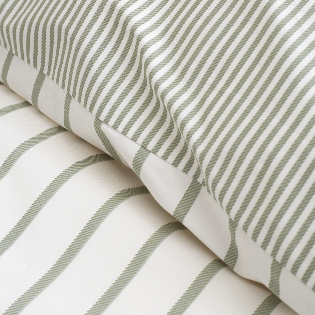 Hampton Stripe 200 Thread Count Cotton Reversible Duvet Cover and Pillowcase S dark green/light green, BIANCA FINE LINENS