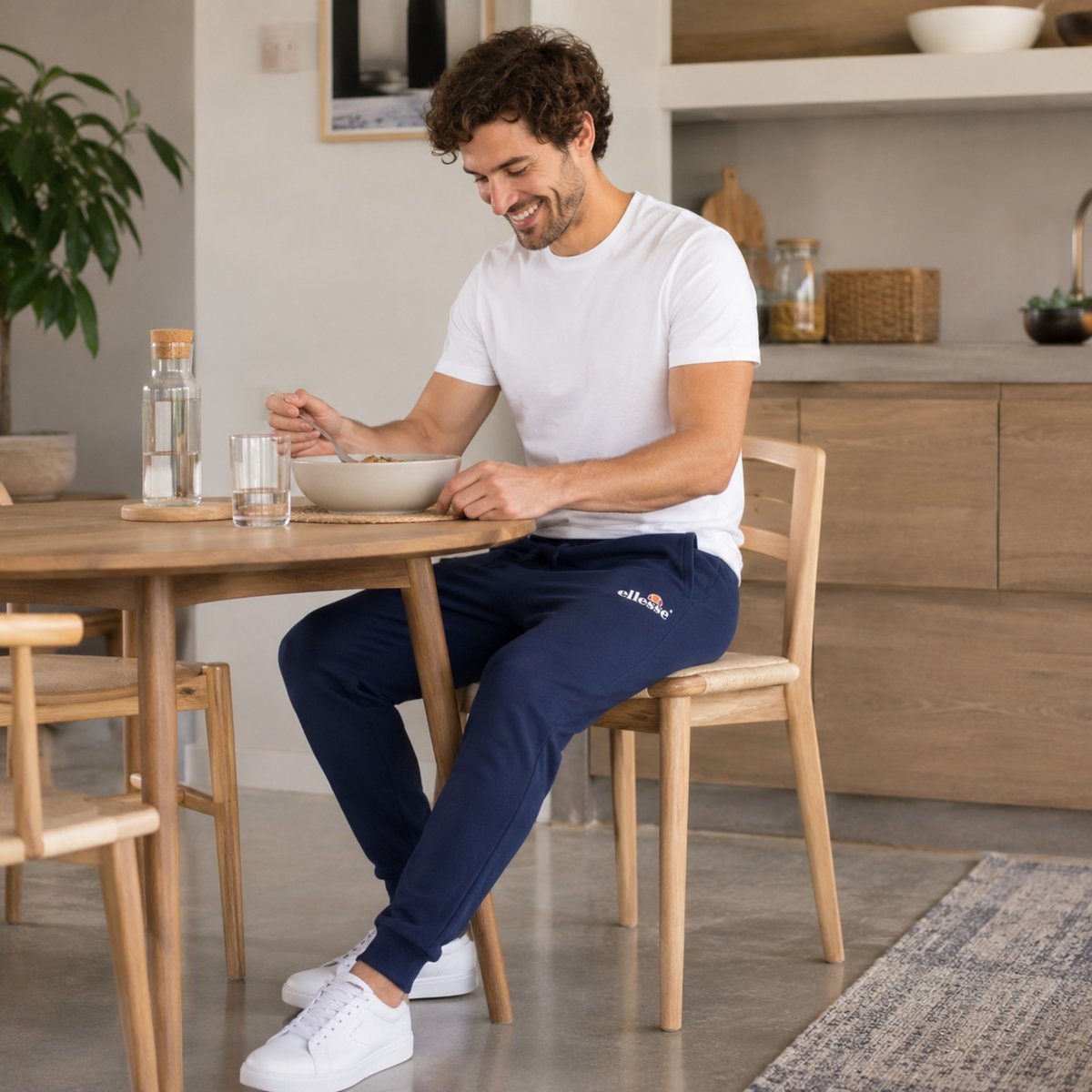 Pantalon de jogging à cordon de serrage, coupe décontractée et bas resserrés RELAX bleu marine, ELLESSE
