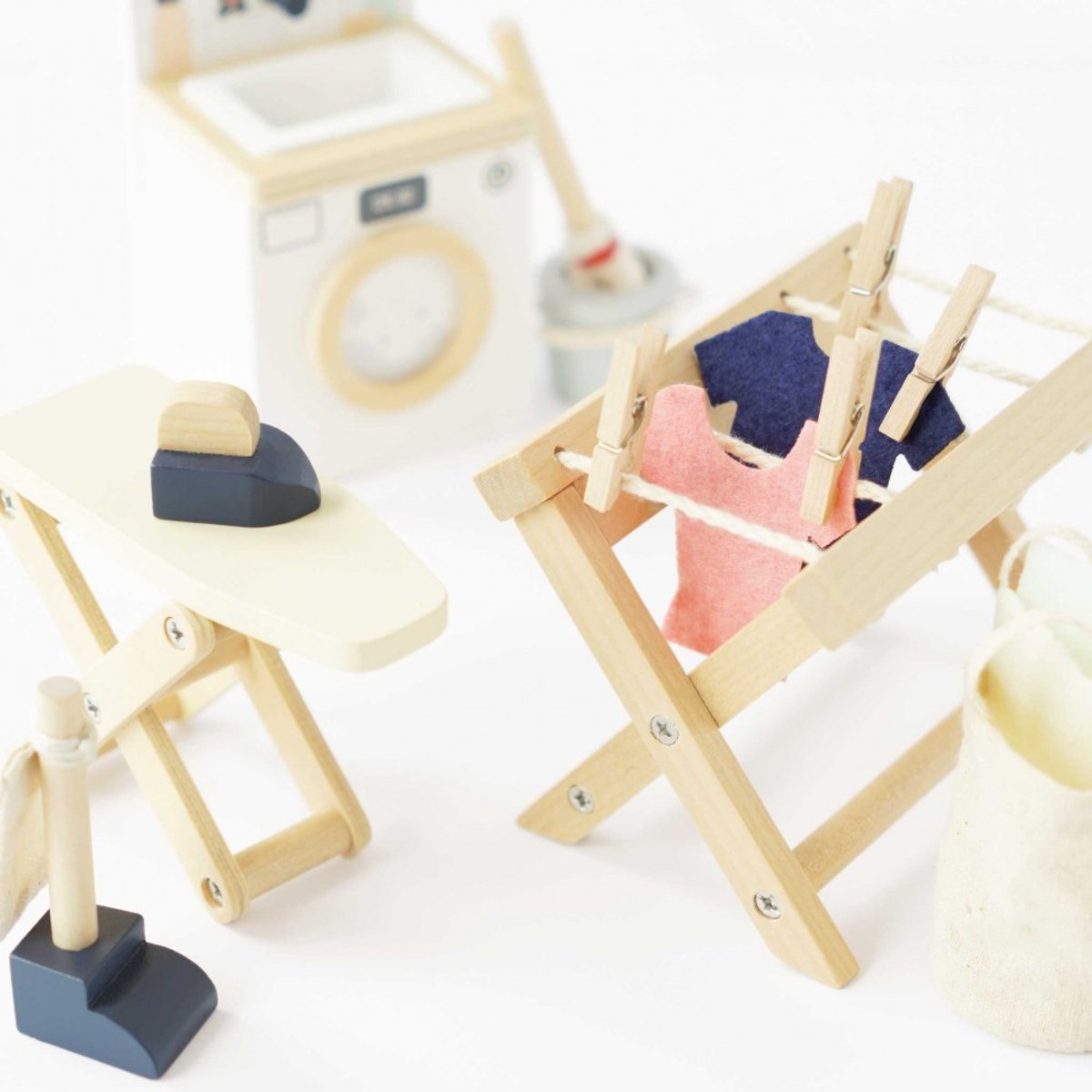 Buanderie pour maison de poupées beige, LE TOY VAN