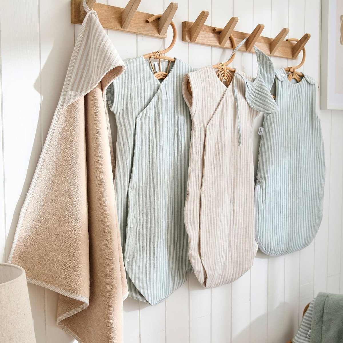 Gigoteuse beige, blanc, BB & CO