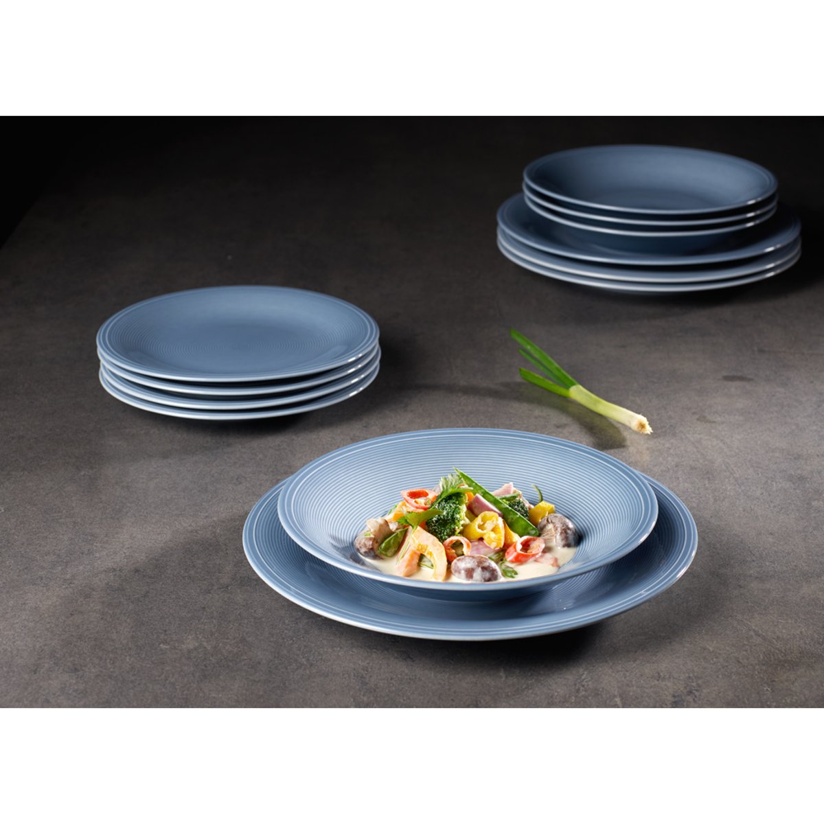 Assiette Creuse COLOR LOOP bleu, LIKE. BY VILLEROY & BOCH