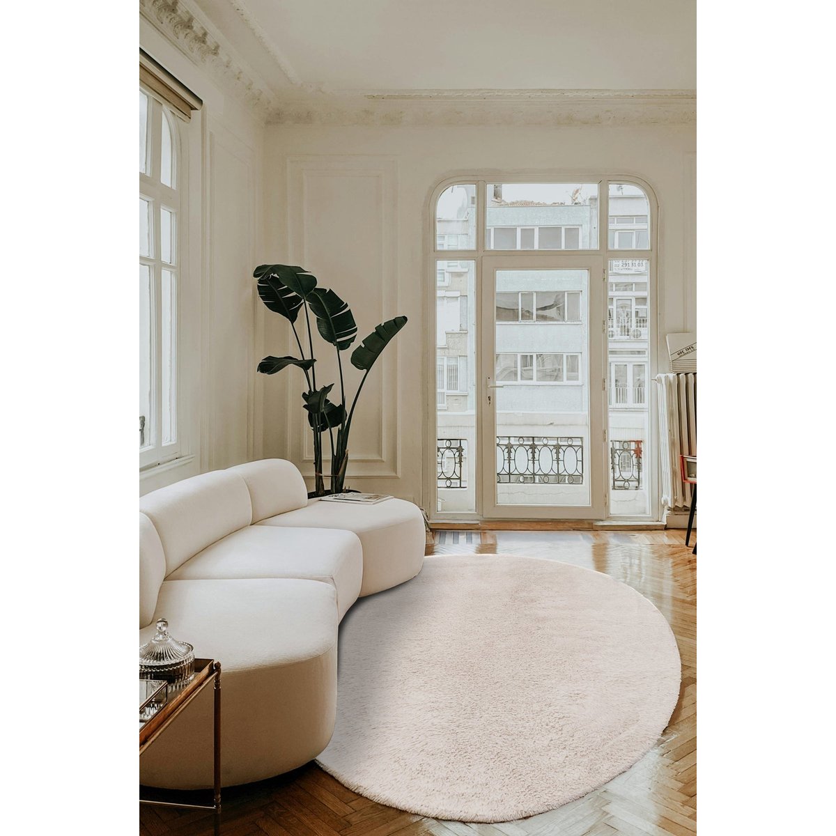 Tapis shaggy ultra-doux forme organique DUVKA beige sable, AFK LIVING