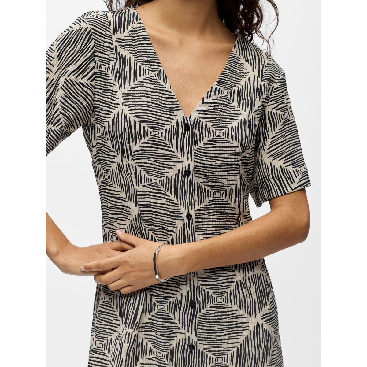 Robe-Chemise humus, OBJECT