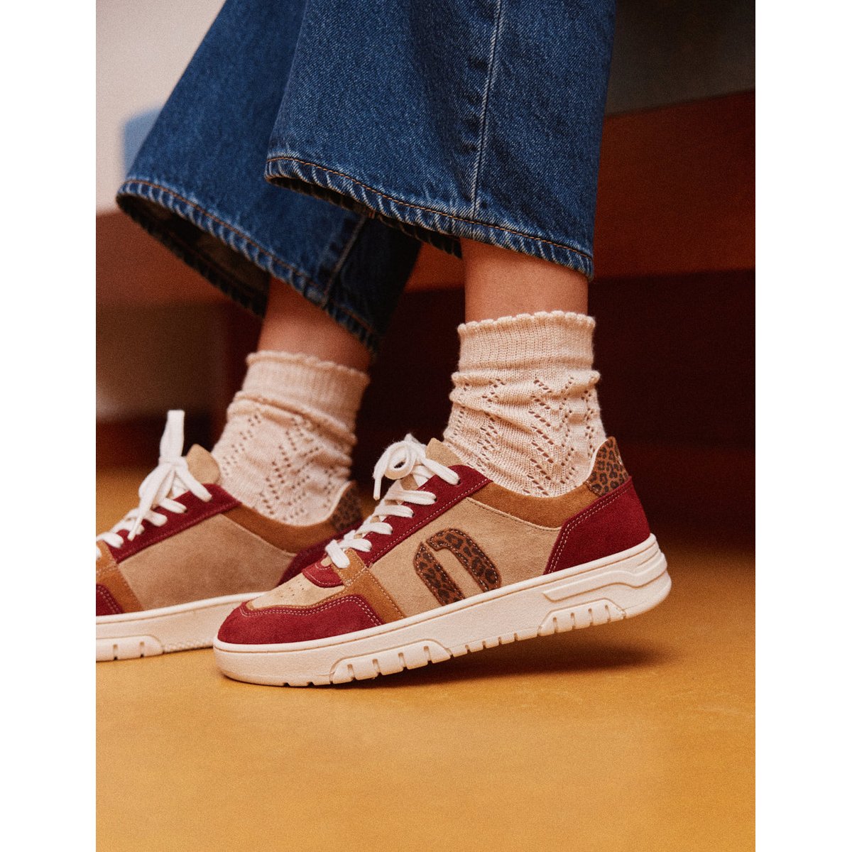 Baskets basses NORA bordeaux camel beige, ODAJE