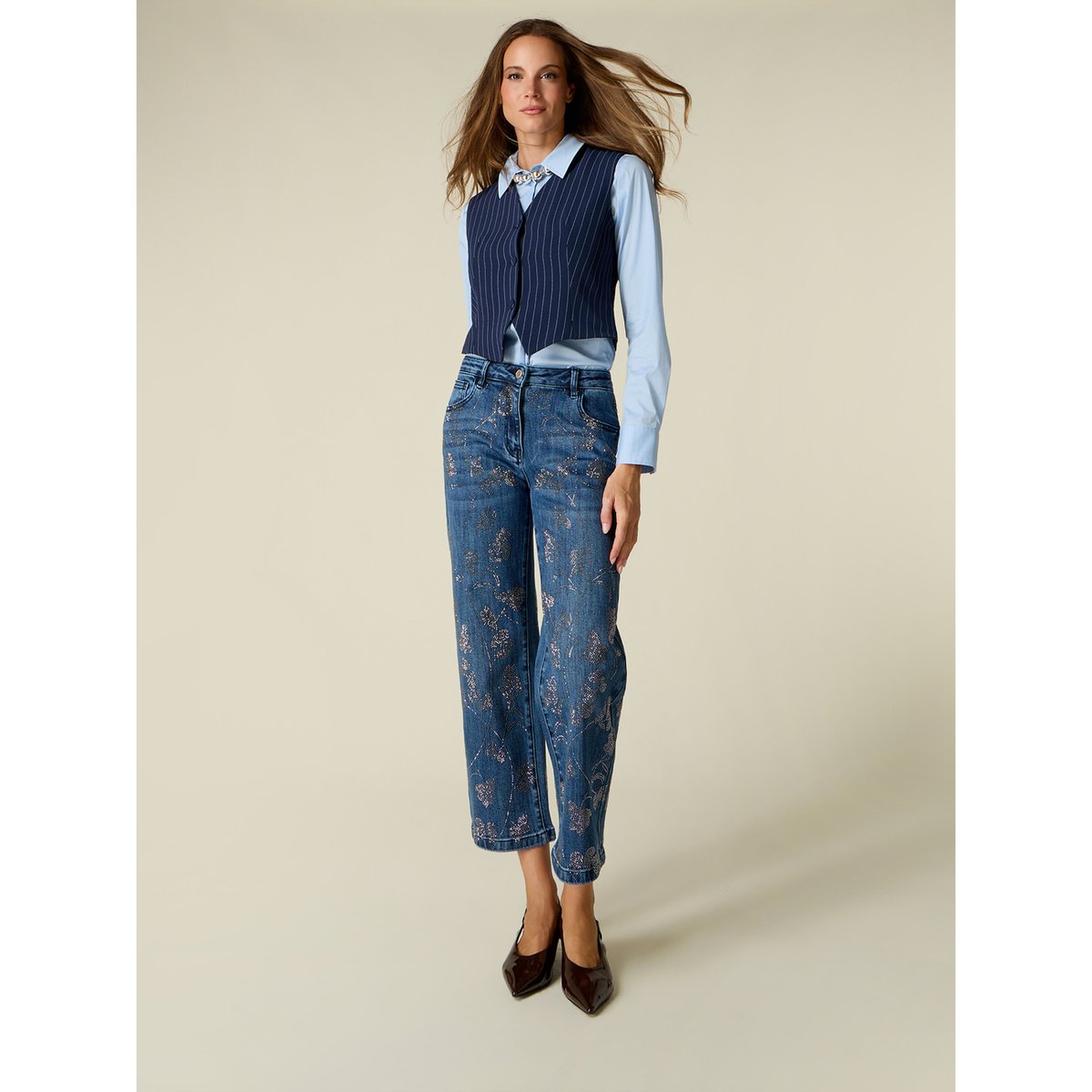 Jean cropped avec application de cristaux bleu, OLTRE