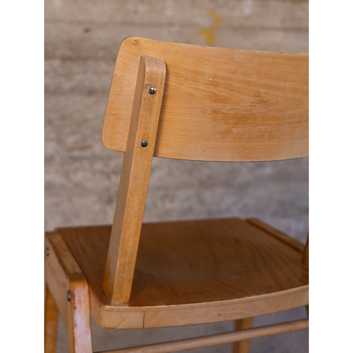 Chaise contemporaine en bois Alma N°1882 - Bon état bois clair, DEBONGOUT