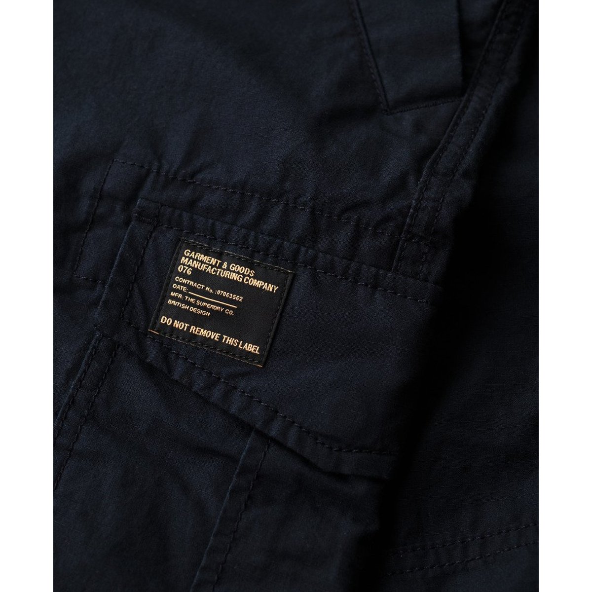 Short cargo Parachute bleu nuit foncé, SUPERDRY