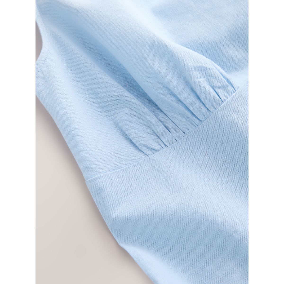 Robe courte cintrée en lin mélangé chambray bleu, NEXT
