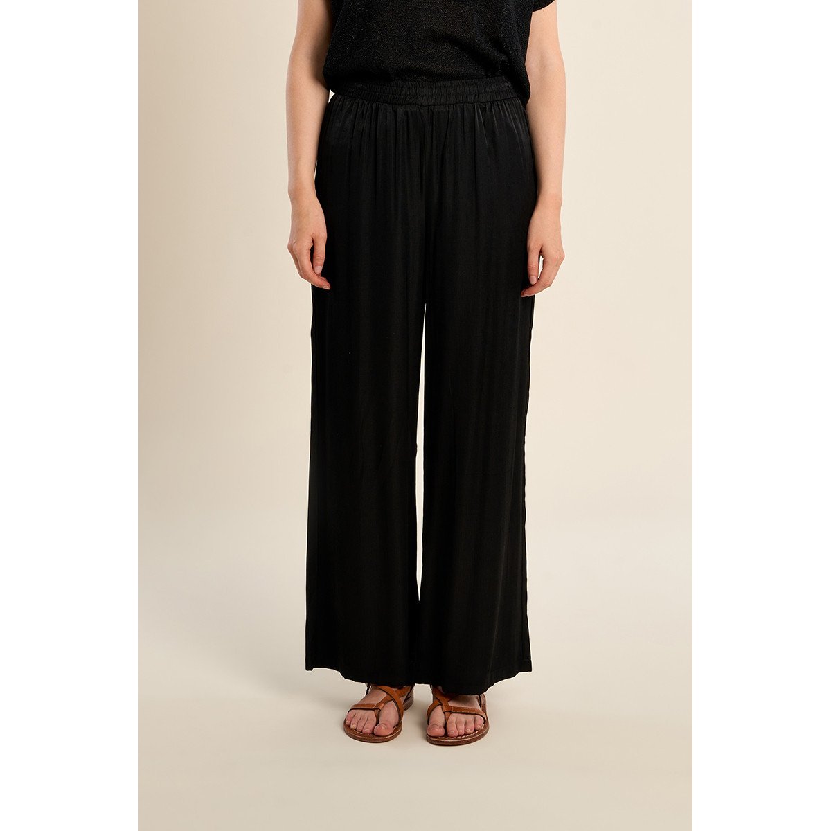 Pantalon large, effet satiné noir, MOLLY BRACKEN